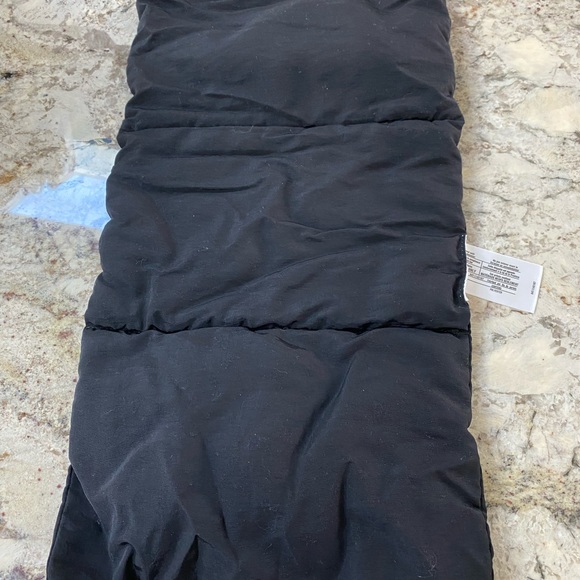 Burberry diaper bag. Black nylon with signature Burberry print inside - Picture 9 of 9